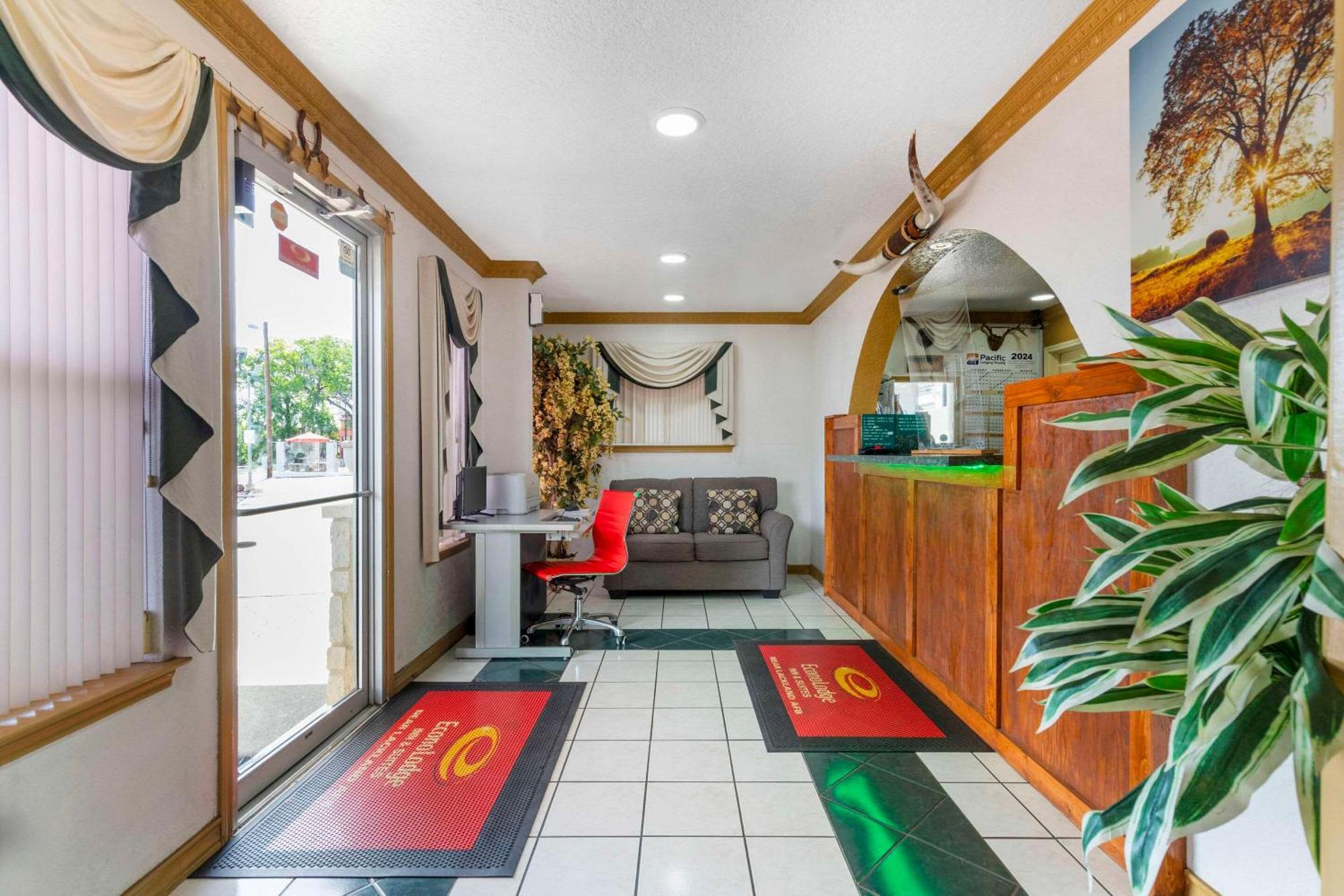Econo & Near Lackland Afb Hotel San Antonio