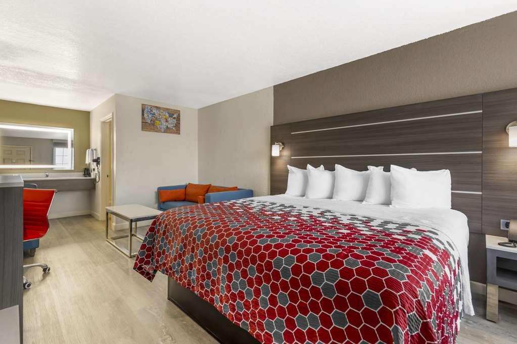Econo & Near Lackland Afb San Antonio