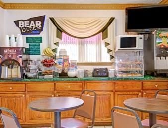 Hotel Econo & Near Lackland Afb San Antonio
