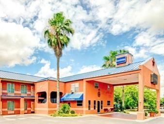 Hotel Econo & Near Lackland Afb