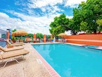 Hotel Econo & Near Lackland Afb 2*