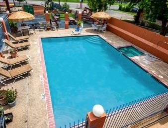 Econo & Near Lackland Afb 2*