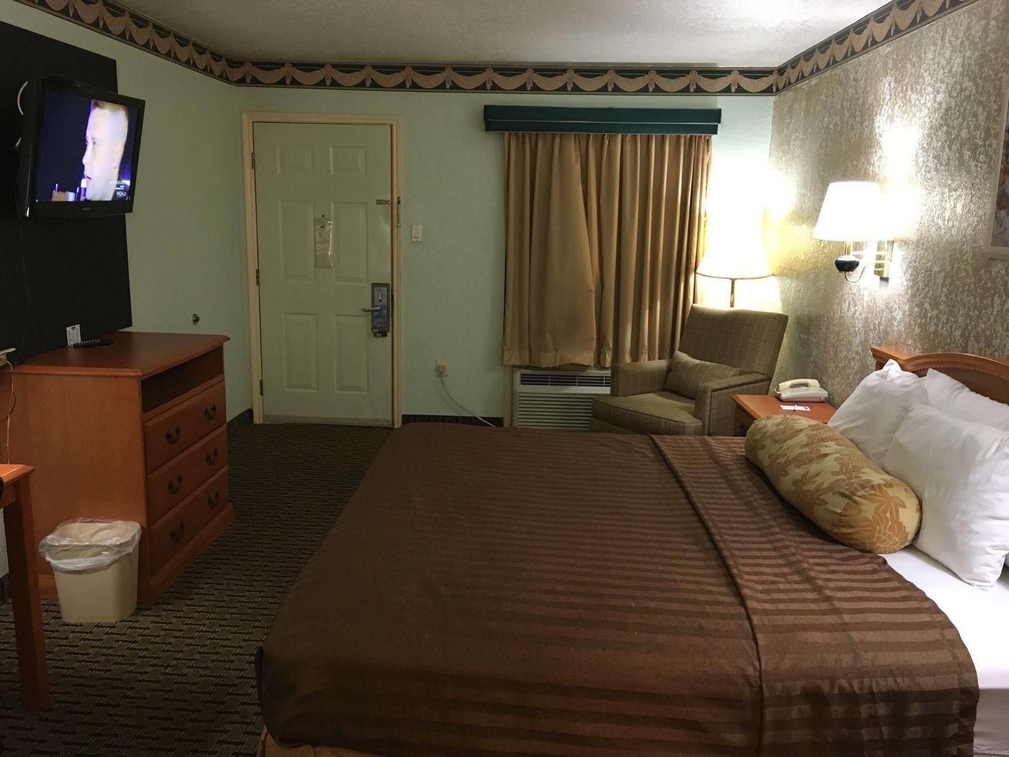 Econo & Near Lackland Afb 2* San Antonio
